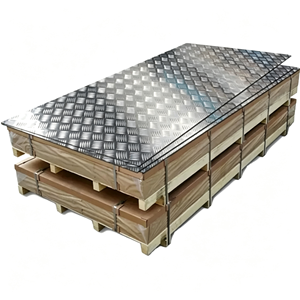 Lámina de Aluminio Antideslizante con Patrón de Cuadros para Piso de Autobús - Product Image 2