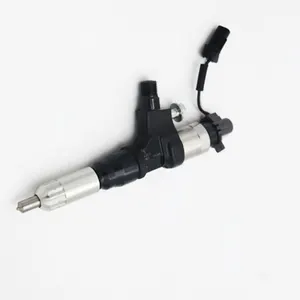 Kobelco yakıt enjektörü ekskavatör dizel enjektör için ko70-e0050 23670E005 0 yüksek basınçlı enjektör J05E motor SK200-8