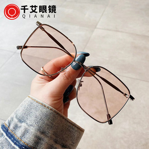 Qianai – lunettes de soleil en métal pour femmes, monture dorée, lentille Ac, Protection Uv400, Style irrégulier, grande taille - Product Image 1