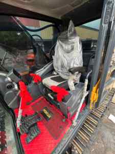 Excavatrice sur chenilles Hyundai 305LC-9T d'occasion, 30 tonnes, d'origine coréenne, faible nombre d'heures de fonctionnement, pelle hydraulique pour la construction et l'exploitation minière - Product Image 6