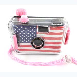 Cámara Subacuática Retro Creativa y Práctica para Parejas, Sin Batería, Fabricada en China - Product Image 1