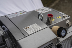 Yüksek kalite özelleştirilmiş döner kanatlı vakum pompası OEM desteği yüksek basınçlı baskı presleri küresel tedarik - Product Image 4