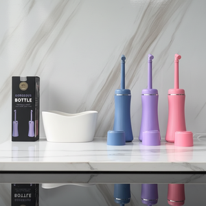 Nouvelle bouteille de lavage féminin grande capacité, facile à transporter, pour toilettes extérieures, bidet de voyage portable, pulvérisateur manuel Shattaf - Product Image 5