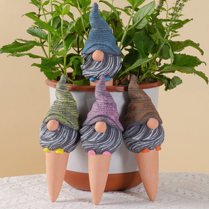 Offre Spéciale : Lot de 4 Piquets d'<span class=keywords><strong>Arrosage</strong></span> <span class=keywords><strong>Automatique</strong></span> en Terre Cuite en Forme de Gobelin pour Plantes en Pot Intérieures et Extérieures - Product Image 6