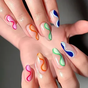 Design alla moda di lusso colorato turbinio stampa su unghie lunghe acrilico copertura completa capsula trasparente ongle stick sulle unghie