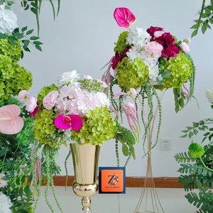 Arco Floreale in Seta di Ortensie Bordeaux <span class=keywords><strong>alla</strong></span> <span class=keywords><strong>Moda</strong></span> per Matrimoni e Feste, Decorazione Metallica di Alta Qualità per Natale - Product Image 3
