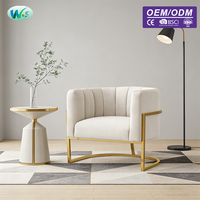 Fauteuil de salon moderne en gros avec structure en acier inoxydable doré et revêtement en velours blanc – Chaise d'appoint, chaise de canapé, chaise de loisirs