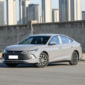 BYD Qin Plus DM-i รุ่น Progressive Edition ปี 2026 ระยะทางวิ่งไฟฟ้า <span class=keywords><strong>128</strong></span> กม. รถยนต์ PHEV แบบซีดาน พวงมาลัยซ้าย 4 ประตู 5 ที่นั่ง สมาร์ทไฮบริด เป็นมิตรกับสิ่งแวดล้อม - Product Image 1