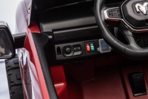 รถดับเพลิงนั่งบนรถ<span class=keywords><strong>แรม</strong></span>3500ทรงพลังพร้อมรีโมต2.4G แดชบอร์ดได้รับใบอนุญาตสำหรับเด็ก - Product Image 6