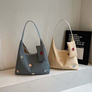 Nuevo Bolso de Mano y Bolso de Hombro Personalizado al por Mayor para Mujer - Product Image 3