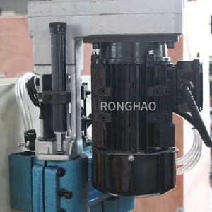 자동 다축 CNC 벤치 드릴링 머신 금속 가공용 RONGHAO 브랜드 스핀들 속도 600-7000 RPM - Product Image 2