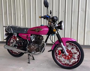 Moto Essence CG200 de Haute Qualité et en Excellent État, Prix Abordable en Emballage CKD - Product Image 3