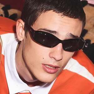 Gafas de Sol Deportivas con Marco Pequeño para Mujer, Diseño Personalizado con Logotipo 2025, Protección UV400, Estilo Punk Y2K, Gafas de Ciclismo para Hombre - Product Image 2