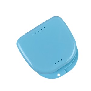 Household plastic <b>denture</b> <b>box</b> with retainer, storage <b>box</b> for dental prostheses, wholesale from manufacturers. - Product Image 5