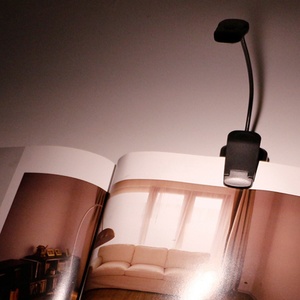 Lampe de lecture portable à clip LED 9 lumières, blanc chaud, 3 températures de couleur, 9 niveaux de luminosité, rechargeable, flexible et réglable - Product Image 5