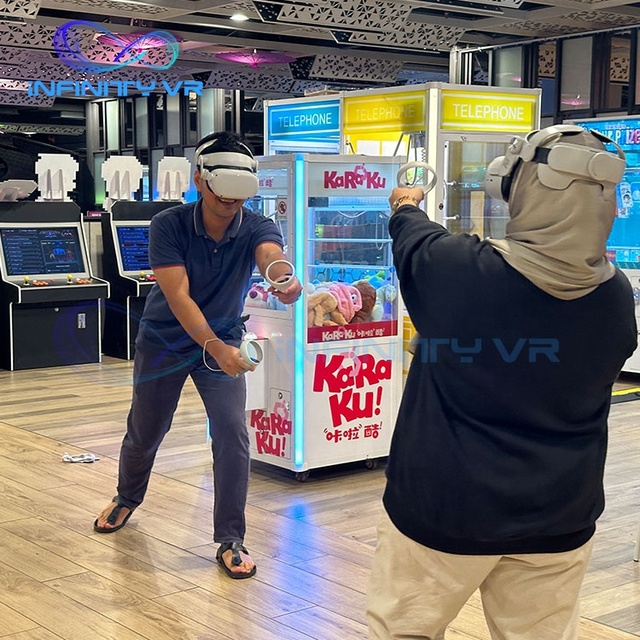 Infinityvr Business Free Roam Arena Standing Platform 9D Vr Game Shooting Free Walking Vr Arcade Arena 4 Palyers With Custom Log