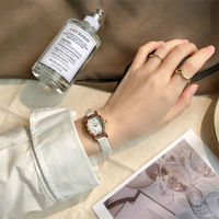 Cross-Border Bestseller Französische Retro Exquisite Einfache Personalisierte Weinfass-Quarzuhr für Damen Studentinnen Nostalgische Gürteluhr