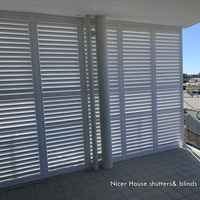 Volets en aluminium OEM pour l'extérieur, volets à lamelles avec revêtement en poudre résistant aux UV pour patio et balcon