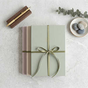 LABON Artisanal - Juego de 3 agendas anuales 2027 con encuadernación cosida a mano, 180 páginas °   <span class=keywords><strong>Agenda</strong></span> académica plana para profesionales creativos - Product Image 6