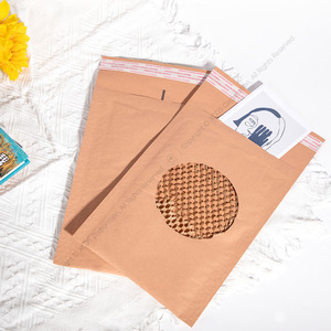 Sac en papier nid d'abeille étoilé, enveloppe en kraft avec rembourrage nid d'abeille, sac de coursier antichoc pour livraison express - Product Image 1