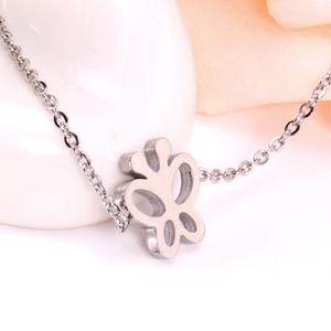 NOUVEAU Bracelet Papillon en Acier Inoxydable avec Chaîne Ajustable et Breloque Dorée pour Hommes et Femmes – Exquis - Product Image 5