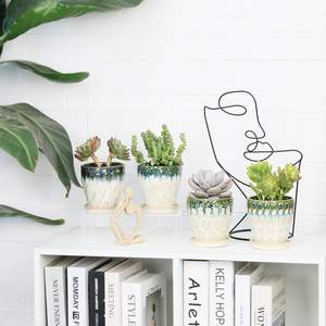 Pot de fleurs en céramique vert olive dégradé avec trou de drainage et système d'arrosage automatique, design moderne et écologique pour une utilisation en intérieur/extérieur - Product Image 6