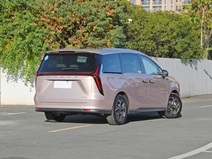 SAIC Maxus <span class=keywords><strong>G70</strong></span> 2025 MPV 6/7 Posti, <span class=keywords><strong>Auto</strong></span> per Famiglie, Trazione Anteriore, Motore Turbo, R17, Guida a Sinistra, Nuovo, Esportato dalla Cina in Grandi Quantità - Product Image 4