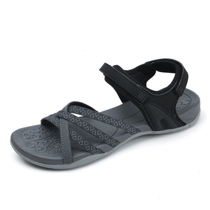 Nouvelles sandales d'été de haute qualité pour femmes, taille 10, noires, antidérapantes, pour activités de plein air, chaussures de randonnée aquatique, personnalisation de votre logo en usine - Product Image 1