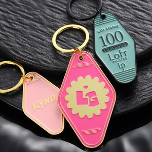 Mode promotionnelle, porte-clés en métal 3D pour hôtels, porte-clés en émail en alliage de zinc, logo en métal personnalisé, porte-clés de motel Souvenirs de marque - Product Image 5
