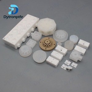 Pièces usinées en PTFE Dytronptfe sur mesure pour corps de vanne - Product Image 1