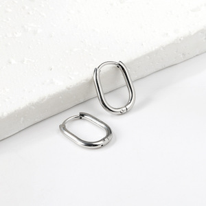 Pendientes de Aro Geométricos Ovalados de Acero Inoxidable, Unisex, para Uso Diario, Pendientes de Aro Finos - Product Image 3