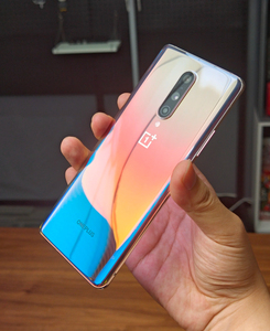 โทรศัพท์มือถือ <span class=keywords><strong>OnePlus</strong></span> <span class=keywords><strong>8</strong></span> 5G รุ่น Global ROM แรม <span class=keywords><strong>12GB</strong></span> ความจุ <span class=keywords><strong>256GB</strong></span> หน้าจอ 6.55 นิ้ว 90Hz ชิปเซ็ต Snapdragon 865 กล้อง 48MP ชาร์จไว 30W แบตเตอรี่ 4300mAh ระบบปฏิบัติการ Android 10 รองรับ NFC และ LTE โทรศัพท์ 5G รุ่นฝรั่งเศส - Product Image 3