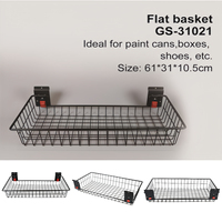 Panier mural multifonctionnel moderne en fer à lattes plates extra larges de 61 cm, plateau de rangement peu profond en fil métallique rouge avec verrous de sécurité pour chaussures