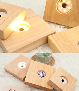 正方形のLEDライトディスプレイベース木製照明付きベーススタンドレーザークリスタルガラスナイトライト付きベースレジンアートオーナメント