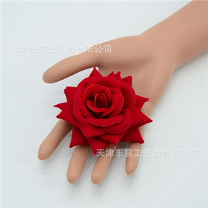 Horquillas para el cabello Dongchen Crafts con rosas de seda de 9 cm de diámetro, adorno floral en relieve para decoración de bodas y hogar. - Product Image 2