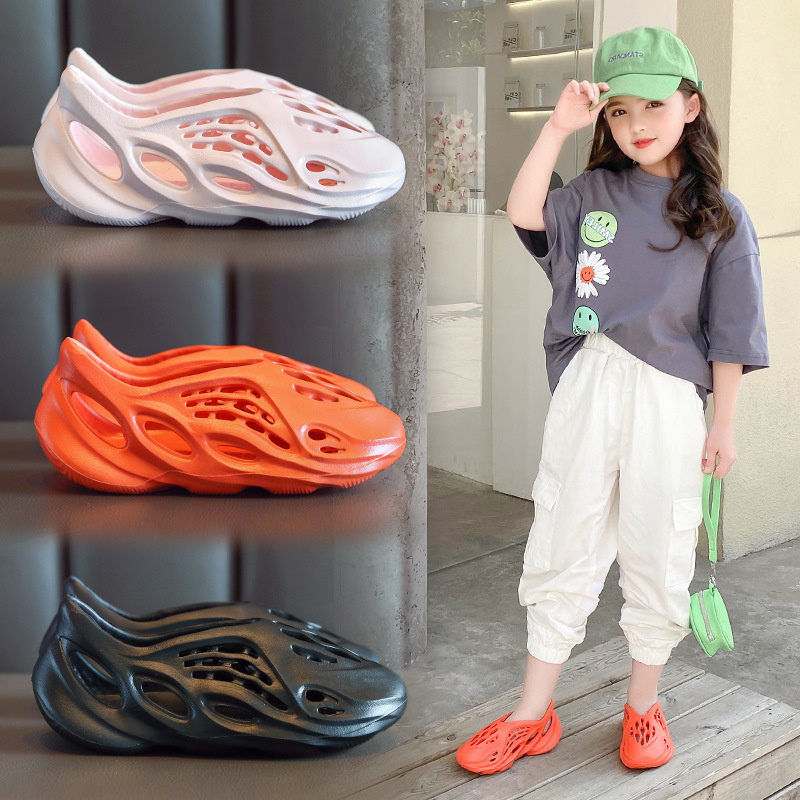 2021 kids yeezy foam runner slides baby girl casual shoes hollow out comfortable unisex boys yezzy sneaker slipper for children