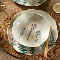 Service de table en céramique tulipe peinte à la main, style vintage français, assiettes de luxe en porcelaine, tasses et soucoupes pour le thé de l'après-midi, idéal pour un cadeau de mariage