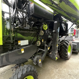 Fabrika Fiyatı 147KW Tekerlekli Biçerdöver Mısır Hasat Makinesi (Mısır, Pirinç ve Buğday için) - Product Image 6