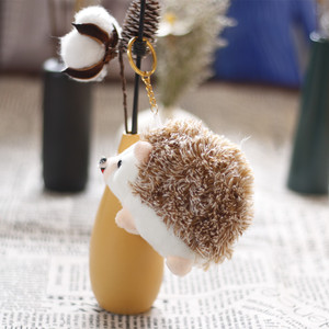 En gros, Porte-clés pendentif hérisson en peluche mignon et doux, en fausse fourrure, rembourrage en coton PP, 11 cm - Product Image 6