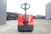 Transpalette électrique Noblelift PTE18L 1,8 tonne 24V avec batterie au plomb-acide, pneus en polyuréthane, longueur de fourche 1220 mm, longue portée