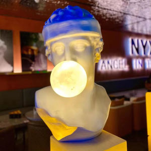 <span class=keywords><strong>Prometheus</strong></span> ประติมากรรมบาร์ตกแต่งร้านอาหาร KTV แสงแก้วเหล็กเจาะรูสีแดงตกแต่งพื้นขนาดใหญ่ - Product Image 5