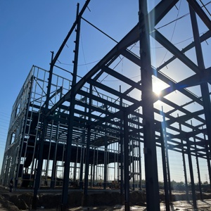 Magazzino Prefabbricato in Metallo per Stoccaggio Container Portuale e Sdoganamento - Product Image 3