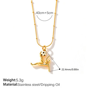 Collier pendentif football plaqué or 18 carats avec zircon incrusté, bijou chaîne sportive, cadeau pour femme - Product Image 3
