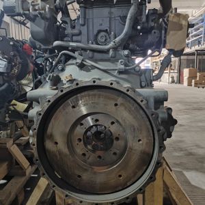 Motor diésel original ISUZU 4HK1 hecho en Japón 5.2L motor de 4 cilindros para excavadoras, cargadoras y equipos de construcción usados - Product Image 3