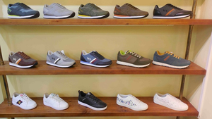 2024 Weshine Slip-On personalizzate per il tempo libero scarpe <span class=keywords><strong>a</strong></span> <span class=keywords><strong>calzino</strong></span> Casual stile punta grossa Sneaker per uomo e donna - Product Image 2