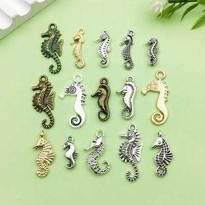 จี้รูปม้าน้ำ โลหะผสมสังกะสี ชุบเคลือบ ขนาดกลาง สำหรับทำเครื่องประดับ DIY - Product Image 5