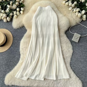 <span class=keywords><strong>Jupe</strong></span> mi-longue simple à taille haute <span class=keywords><strong>pour</strong></span> femmes en automne et en <span class=keywords><strong>hiver</strong></span>, <span class=keywords><strong>jupe</strong></span> mi-longue en tricot rayée - Product Image 3