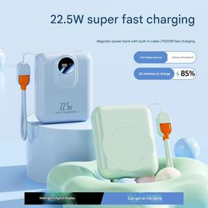 พาวเวอร์แบงค์แม่เหล็กไร้สายพร้อมโลโก้สั่งทำพิเศษ ความจุ 5000mah 10000mah ที่ชาร์จไร้สายแบบแม่เหล็กสำหรับ <span class=keywords><strong>iPhone</strong></span> <span class=keywords><strong>12</strong></span> 13 14 <span class=keywords><strong>Pro</strong></span> <span class=keywords><strong>Max</strong></span> - Product Image 5