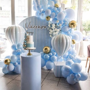 Sculpture en fibre <span class=keywords><strong>de</strong></span> verre <span class=keywords><strong>de</strong></span> montgolfière <span class=keywords><strong>de</strong></span> style artificiel pour vitrine, pièce maîtresse <span class=keywords><strong>de</strong></span> cadeau ou accessoire axé sur le thème <span class=keywords><strong>de</strong></span> l'art - Product Image 4