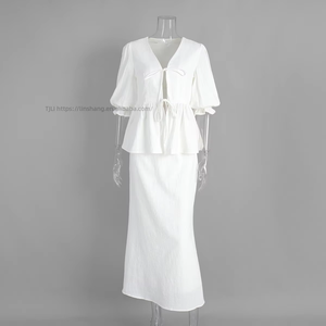 Conjunto de 2 Piezas para Mujer - Top con Mangas Abullonadas y Falda Midi, Atuendo Casual, Ropa de Mujer, Moda - Product Image 6